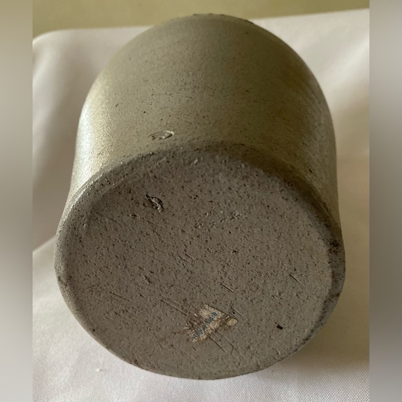 EUC Rockdale Union Pottery Vase Anniversary Collectors Edition Salt Glazed Grape - Picture 6 of 9